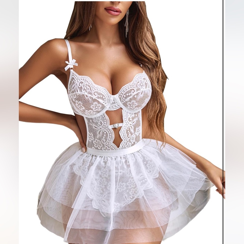 NWOT Avid Love Lace Bodysuit with Detachable Mesh Mini skirt